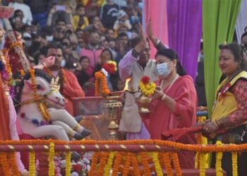गुह्येश्वरी पुगेर राष्ट्रपति भण्डारीले गरिन् छठपूजा