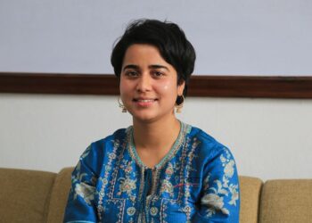 छोटो लुगा लगाएको कारणले नभएर विकृत मानसिकताको कारण बलात्कार बढेकाे हाे (भिडियो सहित)