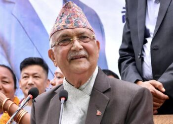 साढे २८ हजार मतअन्तरले झापा ५ बाट ओली विजयी