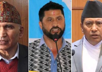 प्रधानमन्त्रीसँगै तीन उपप्रधानमन्त्रीले पनि सपथ लिदै…
