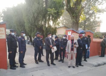 कांग्रेसको संसदीय दलको नेता चयन: बुथमा मोबाइल लैजान दिने कि नदिने भन्ने विवाद
