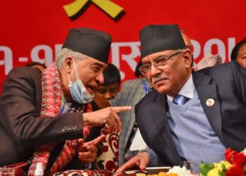 प्रधानमन्त्रीको टुंगो लगाउन ३ दिन बाँकी रहँदा देउवा र प्रचण्डको हानाथाप