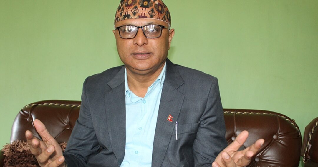 सर्वदलीय सरकारका लागि तयार छौं, तर पहिलो पालो हामीले पाउनुपर्छ : हिक्मत कार्की