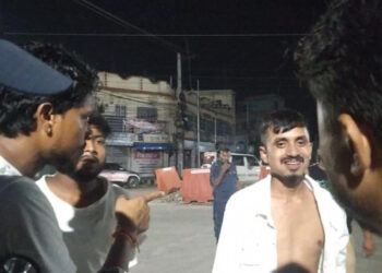 झुटो  बेथितीविरुद समाचार लेखेको निहुँमा पत्रकारमाथि कुटपिट