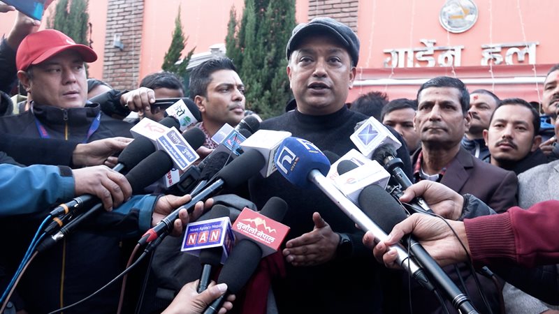 सभापति देउवाको व्यवहार निष्पक्ष छैन: गगन थापा