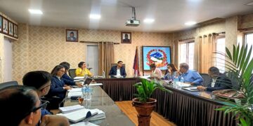 अनसनरत नर्स ज्योतिका प्रतिनिधिसँग स्वास्थ्य मन्त्रालयमा वार्ता
