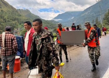 बाढी प्रभावित क्षेत्रहरूमा नेपाली सेनाको उद्धार कार्य जारी