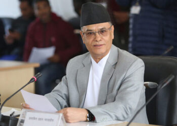 पूर्वप्रधानन्यायाधीश जबरालाई प्रहरीले छाड्याे